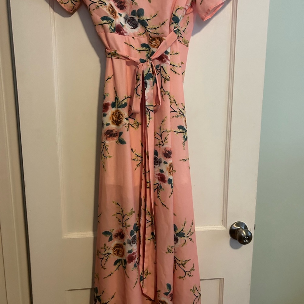 Chic Floral Maxi Dress in Pink